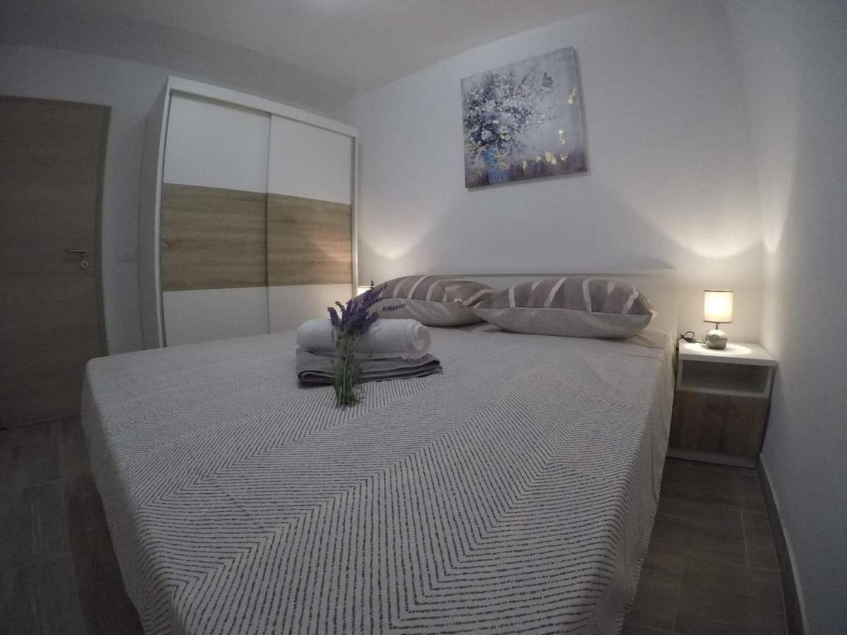 Appartamento Apartman Nenci 1 Bibinje Esterno foto